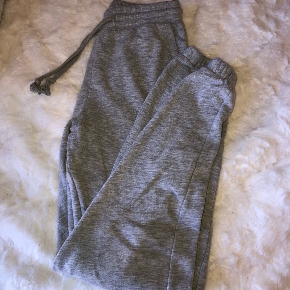 grey, h&m, sweats